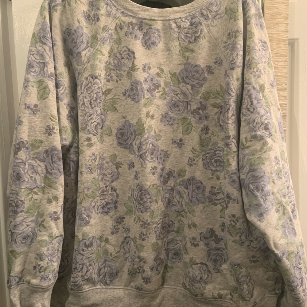 Women’s XXL Old Navy Crewneck Sweatshirt floral print